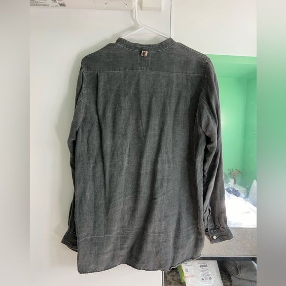 Vivism Japanese Chambray Button Up - Picture 5 of 6